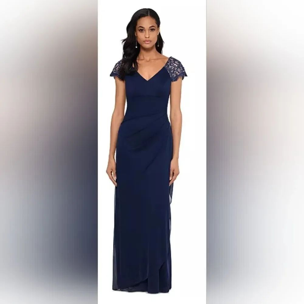 XSCAPE Lace-Sleeve Chiffon Gown NWT Size 4 Navy Blue